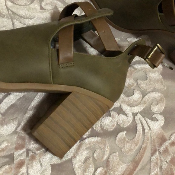 Booties - Picture 3 of 5